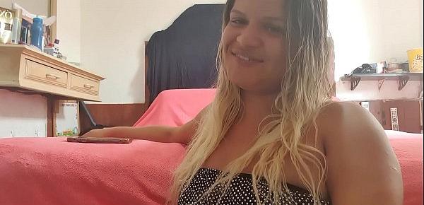  A gostosa do meu predio virou camgirl !!! Paty Bumbum 13 997734140